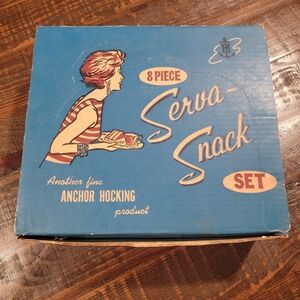 Vintage Anchor Hocking 8 Piece "Serva-Snack" Set‎